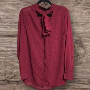 Signature Collection Maroon longsleeves Buttons Top